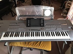 Yamaha Tyros 5 76 Tasten wie Neu, mit Original Software Stick!!!!!