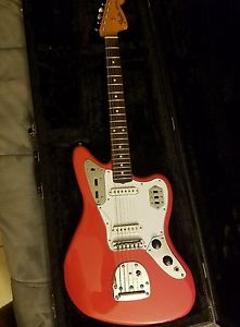 fender lacquer jaguar fiesta red with case