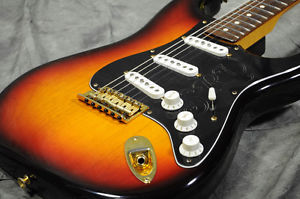 Used FENDER USA Fender USA / SRV ST 3 color Sunburst from JAPAN EMS