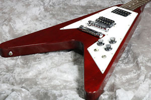 Used GIBSON USA Gibson USA / FLYING V 67 CHERRY made 2000 from JAPAN EMS