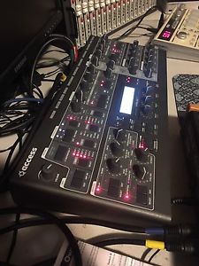 Access Virus TI2 Desktop Synth, Excellent Condition, Works Perfectly.