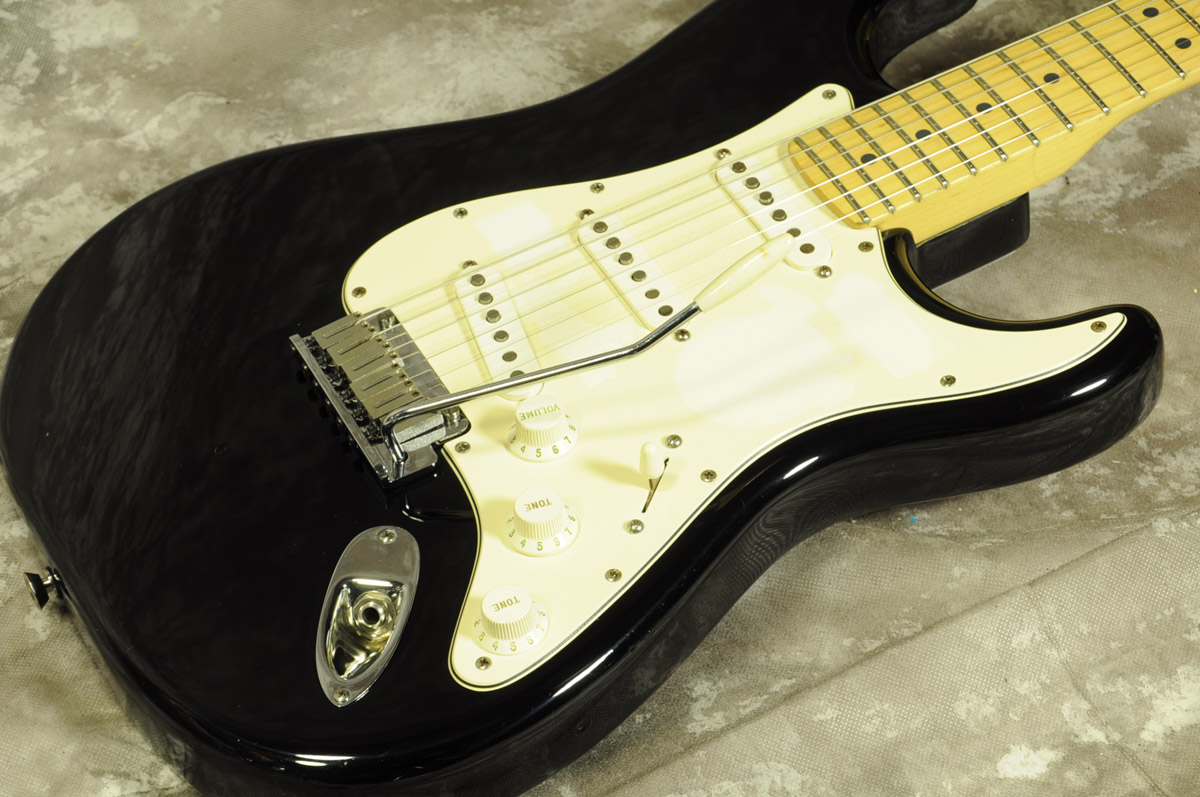 Used FENDER USA Fender USA / AM ST BLK / M 2005 from JAPAN EMS