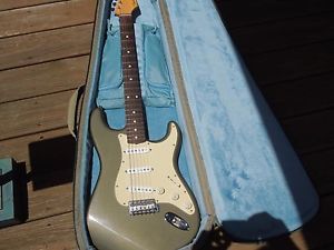 2007 Fender John Mayer Stratocaster Cypress Mica Perfect Condition New/Complete