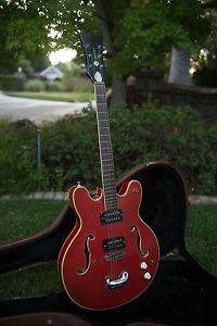 Vintage Mosrite Celebrity W/ Hardshell Case