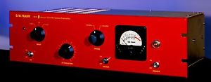 DW Fearn VT-1 Single-Channel Vacuum Tube Microphone Preamp - MINT