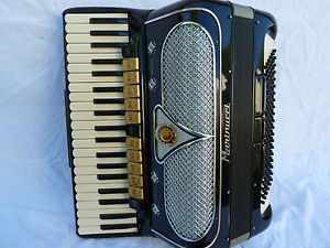 Akkordeon MARINUCCI Modell950 4chörig 120 Bass 13 Disk und 3 Bassr.
