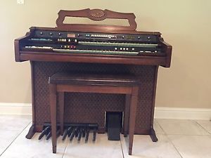 Hammond Organ