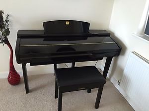 Yamaha Clavinova CVP 405 Piano