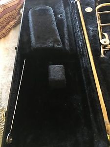 Allegro Trombone Brass  YSL 548 used 1year great condition.