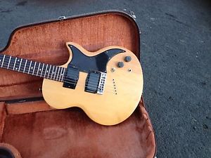 Rare Gibson L6s (Deluxe Model, 1970's, Natural Woodd, near mint)