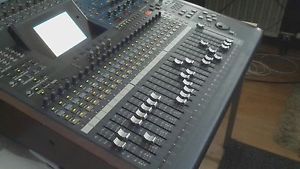 Yamaha 02R 96 Digitalmischpult, 56 Kanäle, 24Bit, 96kHz