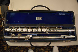 Wm S Haynes Alto Flute Sterling Silver made in Boston with orig case plays nice
