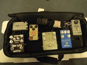 (5) GUITAR PEDALS SET-UP WITH PEDALTRAIN BOARD AND MXR POWER DC BRICK..MINT!!