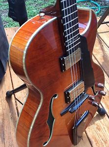 Eastman AR380CE John Pisano Signature Archtop