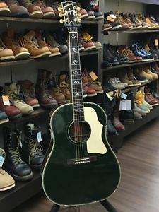 Gibson SJ-45 Deluxe 1995 Green w/hard case F/S Guiter Bass From JAPAN #F268