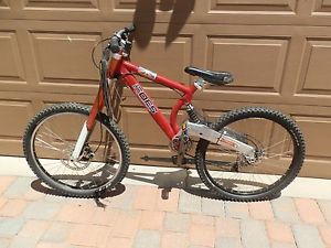 VINTAGE FOES FAB WITH ALUMINUM MAXXIS REAR BIKE FULL SUSPENSION HANDCRAFTED USA