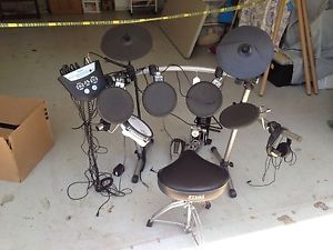 Roland TD-6V Drum Set With Pedals, Pads And Seat.