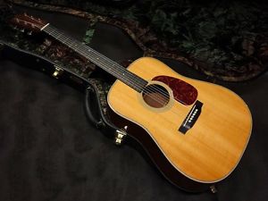 Martin HD-28V 2002 NAT w/hard case Free shipping Guiter Bass From JAPAN #X1670