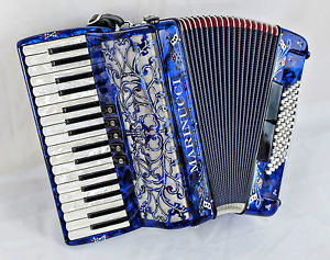 New Italian Accordion - Marinucci Compact - 72 Bass - 3 Voice Musette