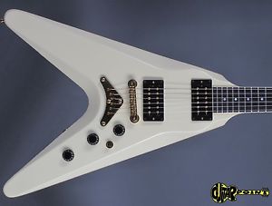 1982 Gibson Flying V2 - Alpine White - Dirty Finger PU´s RARE! MINT Condition !