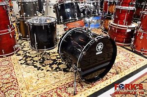 Yamaha Live Custom 4pc drum set 10 12 16 22