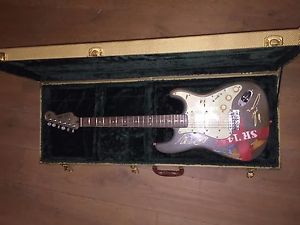 RARE Guitar signed by Kensington, custom build by Relic Guitars in The Hague