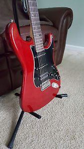 Fender FSR Mahogany Deluxe American Stratocaster, HSS