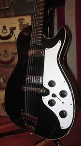 Vintage Original Harmony Made Silvertone Double Pickup Electric Model 1420