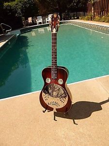 Dobro D 60 Round Neck 1976 OMI Very Clean