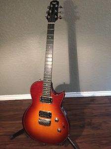 Taylor SBS-1 solidbody electric guitar with case Excellent!-used guitar for sale