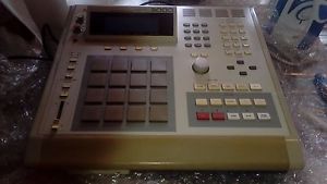 AKAI MPC 3000 With Internal ZIP Drive OPTIONAL VAILIXI 3.50 O.S