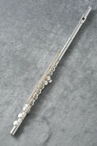 Yamaha YFL-211 Flute NEW