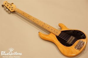 MUSIC MAN Stingray 5 - Natural Used  w/ Hard case