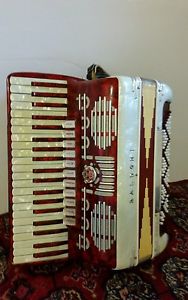 Accordion baldoni /4/5/hand made.reeds gud.condition