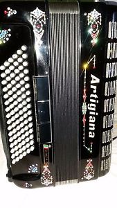 Akkordeon Artigiana, Show-Akkordeon,mit Strass, Handmade in Italy, toller Klang!