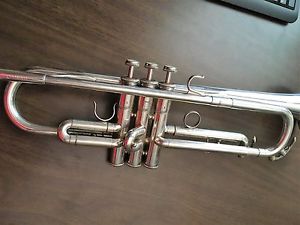 Yamaha Trumpet 734 with Brown Leather Torpedo Trumpet Case