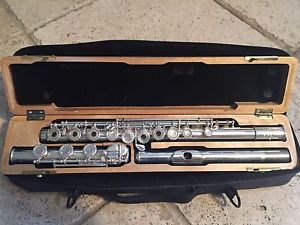 Weissman Eclipse Intermediate Open-Hole Flute with Engraved Keys & Wooden Case