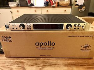 Universal Audio Apollo Quad Thunderbolt + Firewire