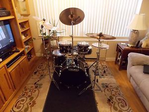 MAPEX ACOUSTIC MID SIZE DRUM SET WITH EXTRAS