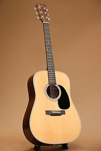 MARTIN D-28 2008 NAT w/hard case Free shipping Guitar Bass from Japan #R1775