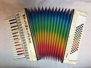 Used Weltmeister Rubin Accordion 30/60 Rare Rainbow Color