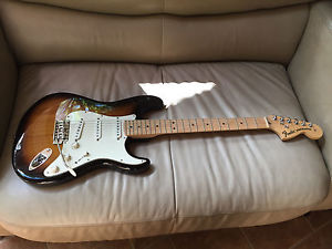 Fender American Special Stratocaster Electric Guitar 2009 Two Tone Sunburst