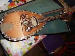 Mandoline F DE MUREDA en hommage à Vincenzo Bellini