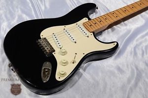 Fender USA 1991 Eric Clapton Stratocaster Modify Black Used Electric Guitar F/S