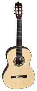 Mancha 211285???MC Mas Caderas da concerto 4/4???Chitarra Classica, leggermente