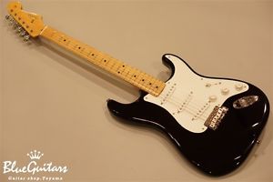 Fender AMERICAN VINTAGE '56 STRATOCASTER New  w/ Hard case
