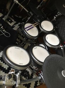 Yamaha DTX950K Electronic Drums