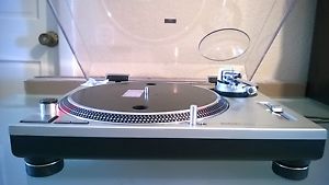 technics SL-1200MK2 Direct Drive 110V-220V ,IMMACULATE TURNTABLE NEVER USED
