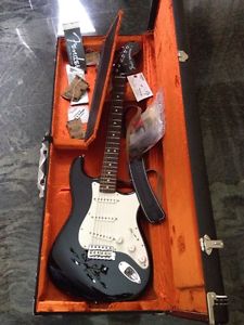 Fender American Vintage 70 70's Limited FSR Matched Headstock Stratocaster