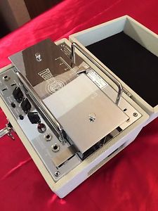 Fulltone Tube Tape Echo Shiny Chrome Top Beige/Cream Cabinet